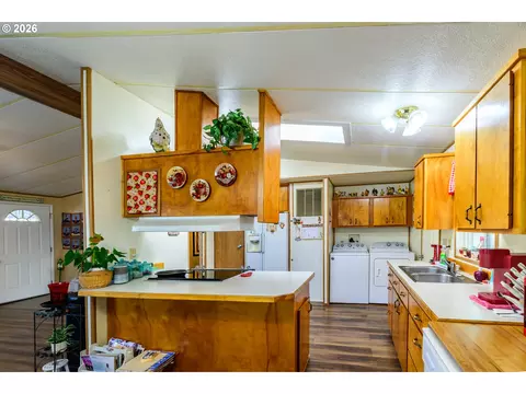 Kitchen - 658 S 57th St #67, Springfield, OR 97478 photo 1 of 3