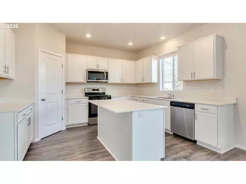 3365 Eden Way, Eugene, OR 97404 photo 6