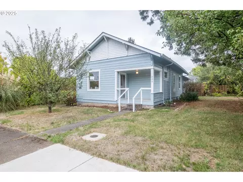 235 S 18th St, Philomath, OR 97370