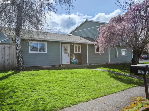 1664 SW Sesame St, Mcminnville, OR 97128