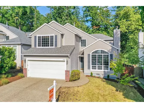 14846 NW Fawnlily Dr, Portland, OR 97229