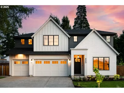 8590 SW Laurel Leaf Ln, Portland, OR 97225