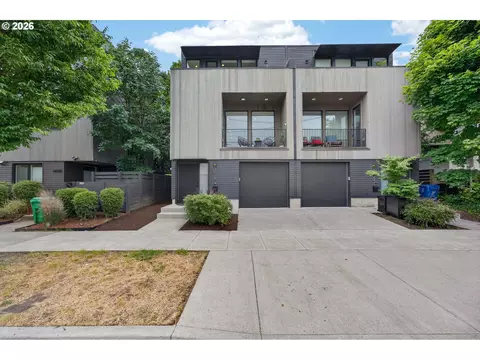 2618 N Rosa Parks Way, Portland, OR 97217