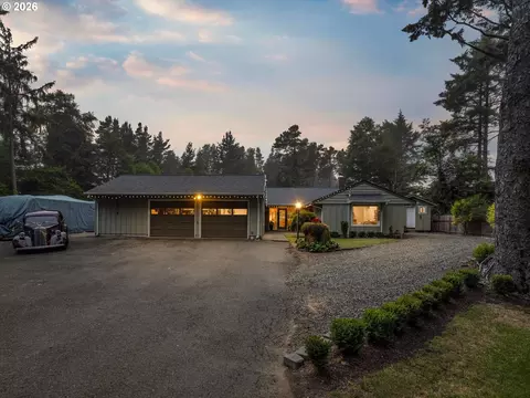 25719 Park Ave, Ocean Park, WA 98640