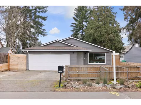 11825 SE Ankeny St, Portland, OR 97216