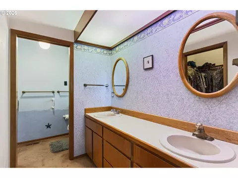 30013 Maple Dr, Rainier, OR 97048 photo 13