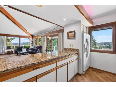 30013 Maple Dr, Rainier, OR 97048 photo 8