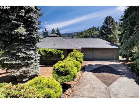 30013 Maple Dr, Rainier, OR 97048 photo 2