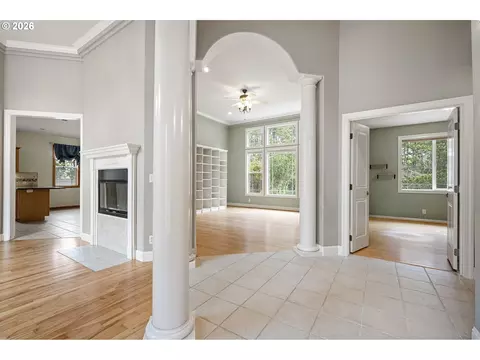 Living - 2218 Willow Loop, Florence, OR 97439 photo 1 of 4