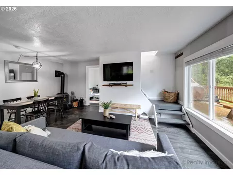 Living - 23797 E Lolo Pass Rd, Rhododendron, OR 97049 photo 1 of 3