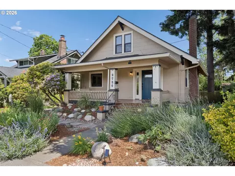 2720 SE 66th Ave, Portland, OR 97206