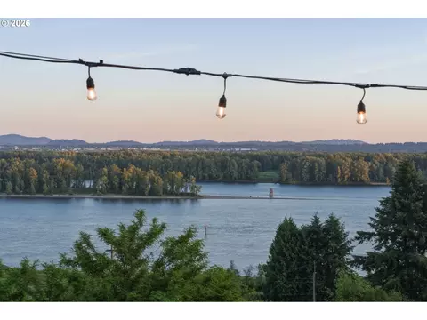 View/Area - 650 NW Brady Rd, Camas, WA 98607 photo 2 of 6