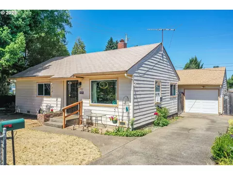 3102 E 28th St, Vancouver, WA 98661