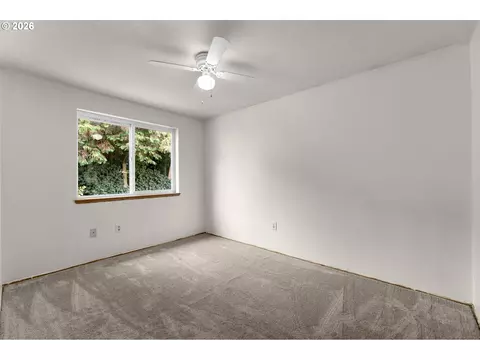 Bedroom - 455 NW 15th Ave, Camas, WA 98607 photo 6 of 7