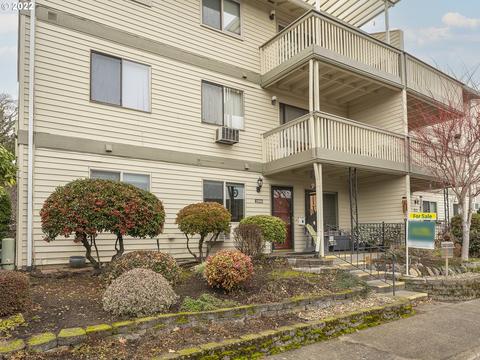 12095 SW Imperial Ave, King City, OR 97224