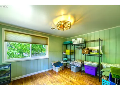 Bedroom - 783 Howard Ave, Eugene, OR 97404 photo 5 of 5