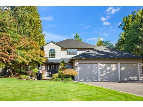 2132 SE Douglas Pl, Gresham, OR 97080