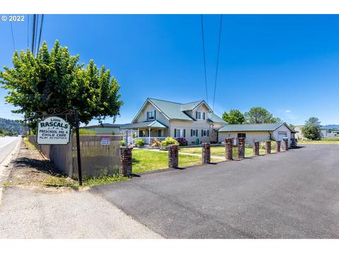 355 S Calapooia St, Sutherlin, OR 97479 photo 1