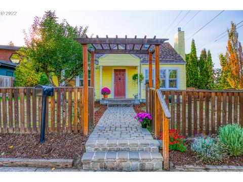 1810 Monroe St, Eugene, OR 97402 photo 1