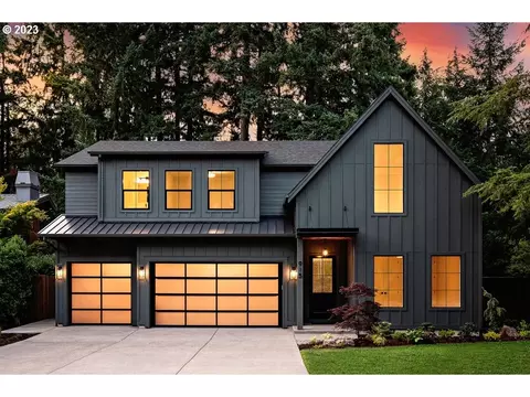 915 Oak Ter, Lake Oswego, OR 97034