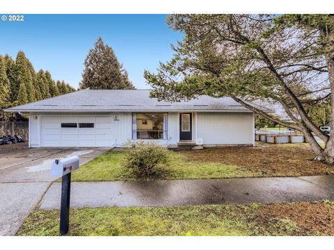 1920 NE Liberty Ave, Gresham, OR 97030 photo 1