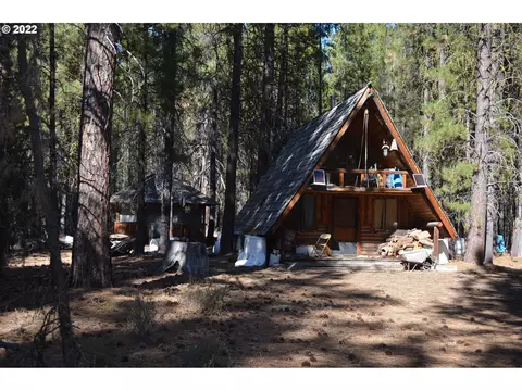 3100 Schoonover 3, Crescent, OR 97733