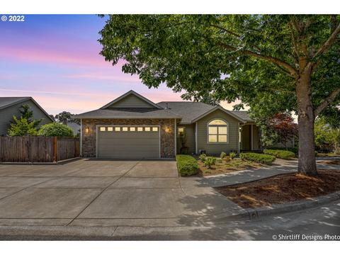 1766 Provincial Way, Eugene, OR 97401 photo 1
