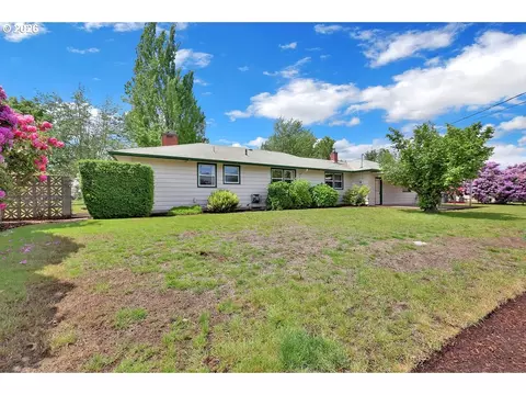 Exterior - 3095 Dapple Way, Eugene, OR 97401 photo 9 of 12