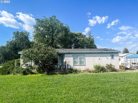 325 B St, North Powder, OR 97867