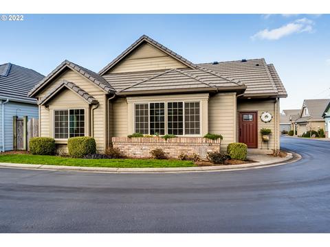3198 Lake Crest Dr, Eugene, OR 97408 photo 1