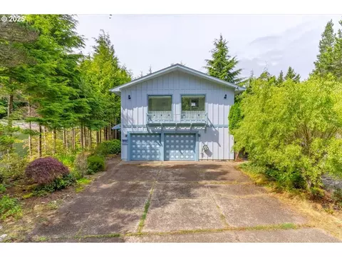 90 Seagrove Loop, Lincoln City, OR 97367