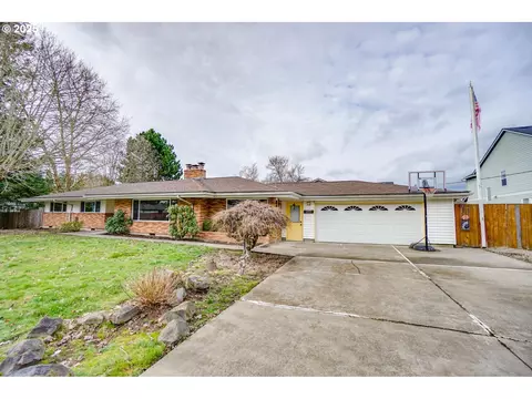 202 NW 114th St, Vancouver, WA 98685