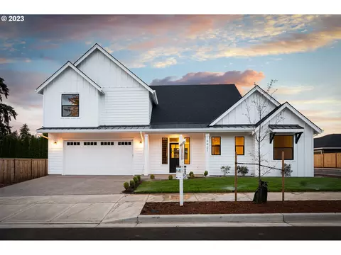 14427 Blue Mountain Way, Oregon City, OR 97045
