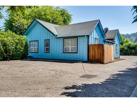 1215 Main St, Springfield, OR 97477 photo 1