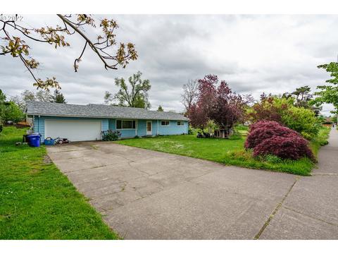 633 E Main St, Molalla, OR 97038 photo 1