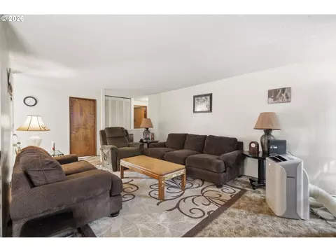 Living - 1675 N Danebo Ave, Eugene, OR 97402 photo 4 of 4