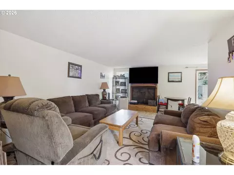 Living - 1675 N Danebo Ave, Eugene, OR 97402 photo 1 of 4