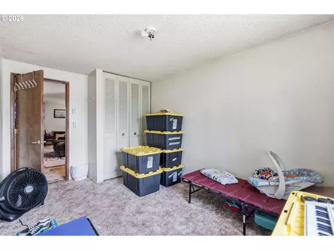 Bedroom - 1675 N Danebo Ave, Eugene, OR 97402 photo 6 of 6