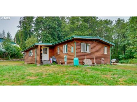 73682 Debast Rd, Rainier, OR 97048