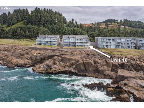 1123 N Hwy 101 #16, Depoe Bay, OR 97341