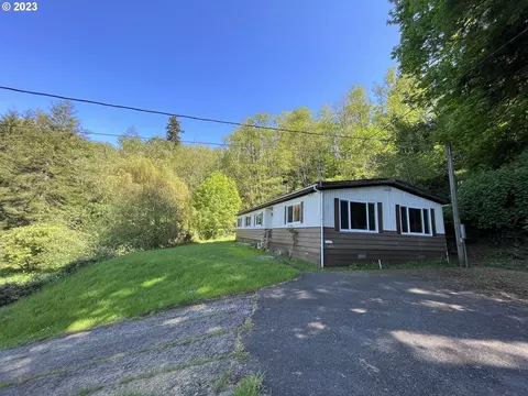 94408 Shelley Ln, Coquille, OR 97423