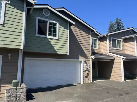 817 Easy St #4, Brookings, OR 97415