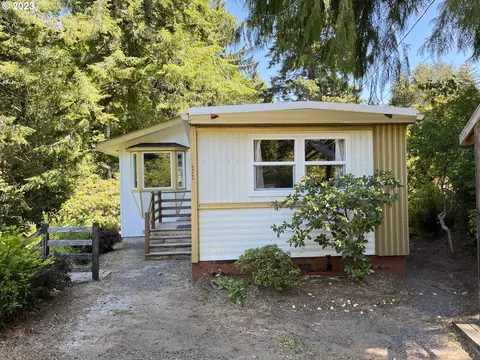89485 Sutton Pl, Florence, OR 97439