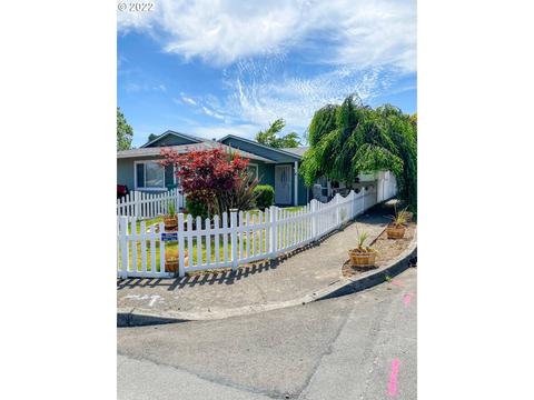 3198 SW 16th Cir, Gresham, OR 97080