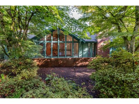 540 Brookside Dr, Eugene, OR 97405 photo 1