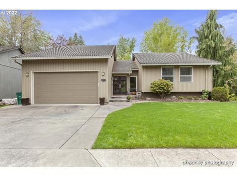 2031 SW 29th Dr, Gresham, OR 97080 photo 1