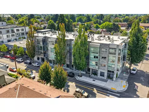 910 SE 42nd Ave #420, Portland, OR 97215