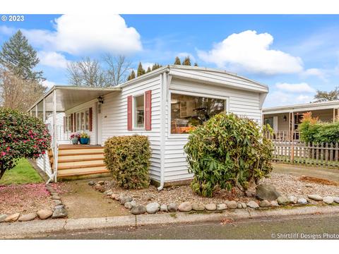 1475 Green Acres Rd #SPC 60, Eugene, OR 97408