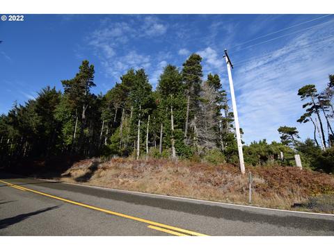 Airport Rd, Sixes, OR 97476