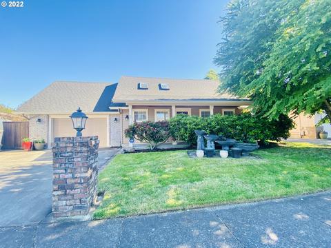 843 Chateau Meadows Dr, Eugene, OR 97401 photo 1
